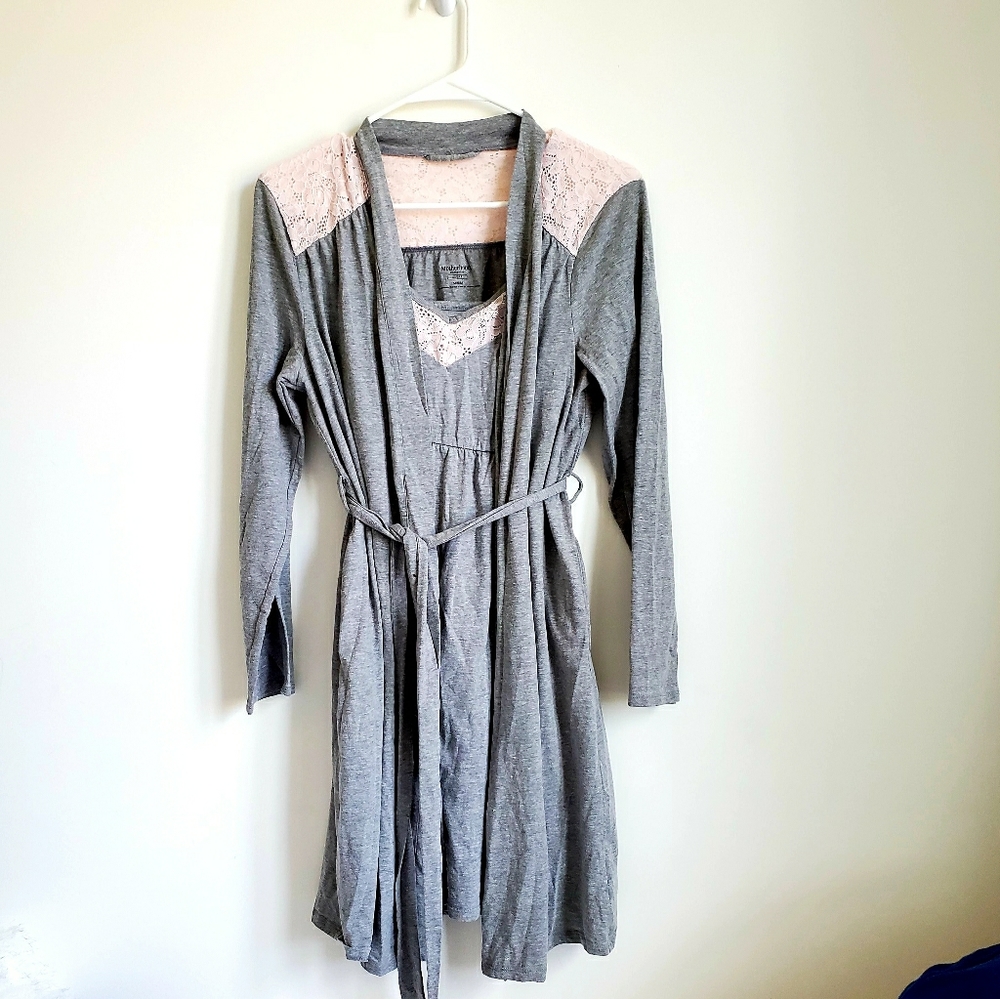Motherhood Maternity Nursing Robe Gown Size Medium